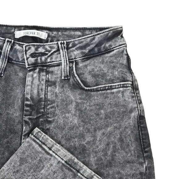 Forever 21 Skinny Jeans Women's Size 26 Black Mid Rise Charcoal Wash Distressed - Picture 4 of 8